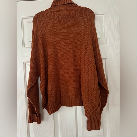 Chelsea & Theodore Brown Fringed Turtleneck Sweater women’s XL - Picture 3 of 3